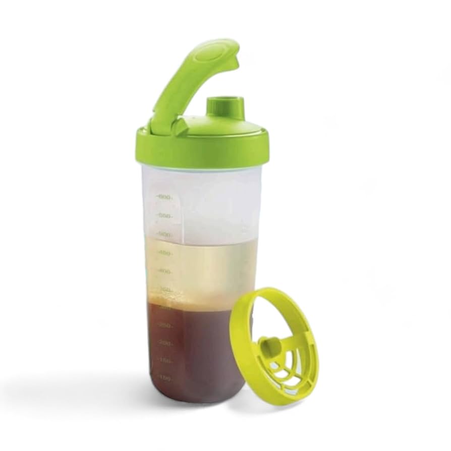 Amazon.com: Tupperware Quick Shake Shaker Blender 20 oz